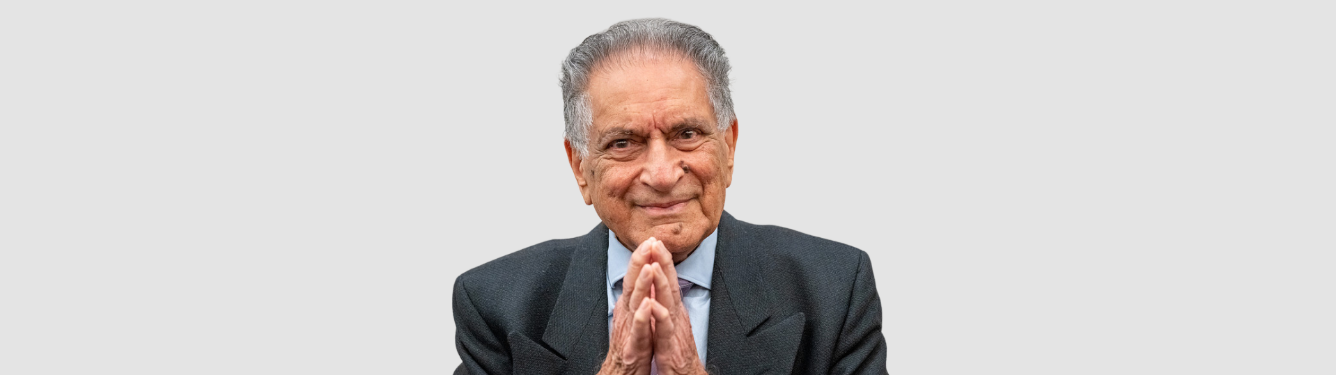 The truth is that there never was a drop. The ocean has always remained an ocean. There is only the illusion that it is a drop.